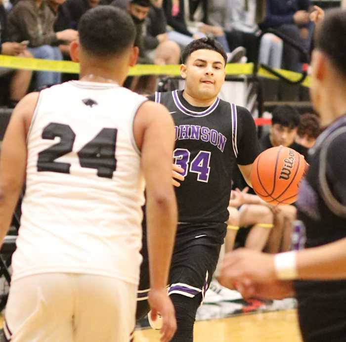 laredo-lbj-laredo-united-south-basketball-texas00004